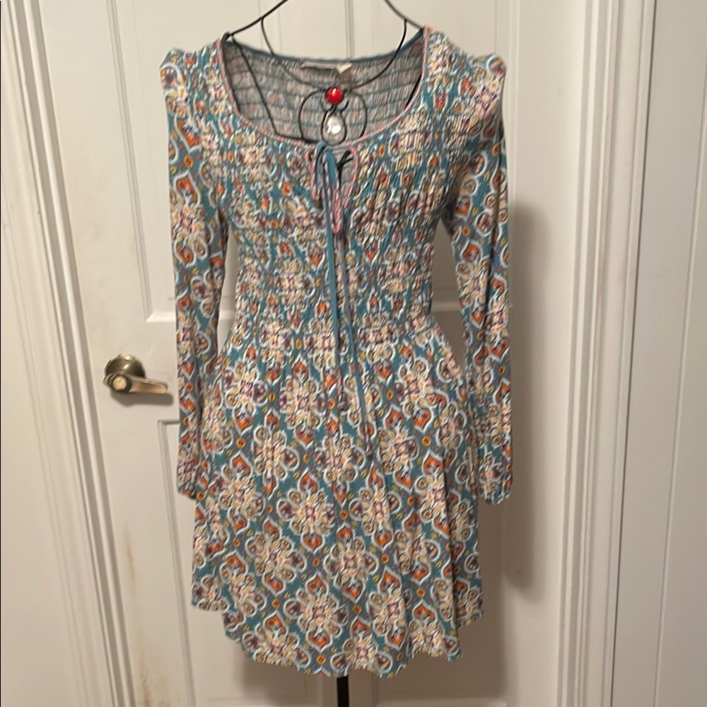 🚜🚜🚜3 for 12$🚜🚜🚜Blue and Orange Smocked Tie Front Sundress with Long Sleeves